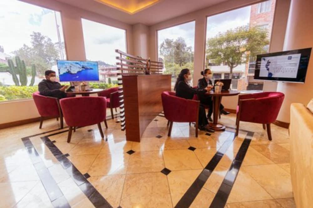 Sonesta Hotel Loja Extérieur photo