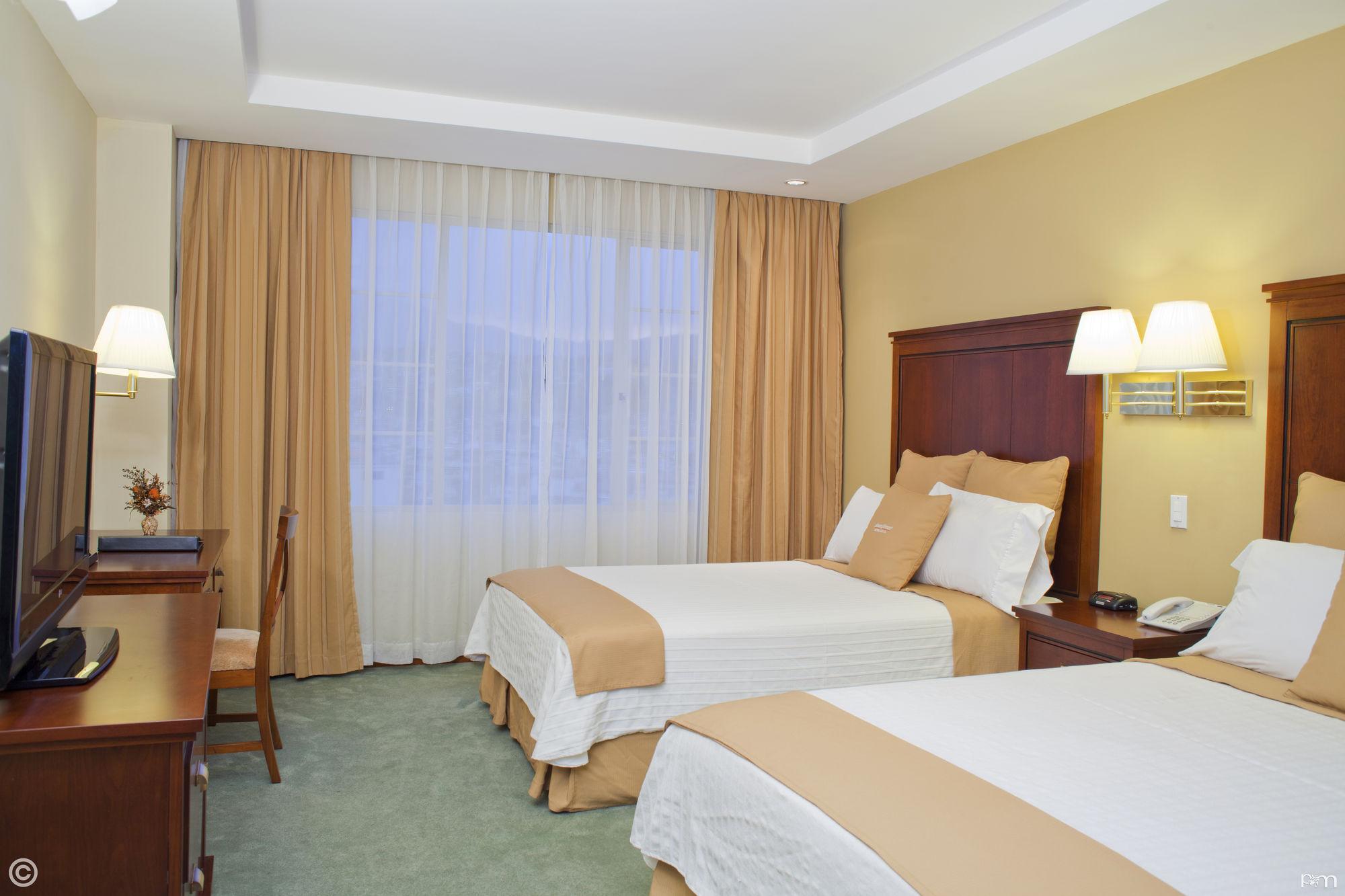 Sonesta Hotel Loja Extérieur photo